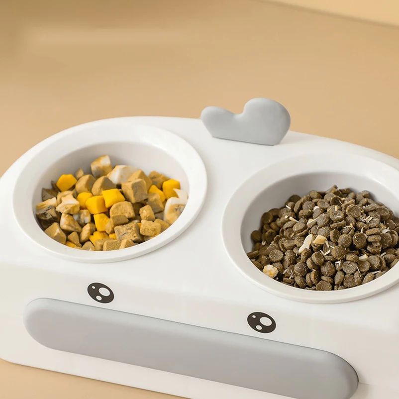 Enhance Your Pet's Dining Experience with Our Duck Design Double Pet Food and Water Bowl Tray